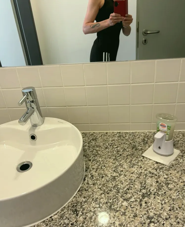 Janina, 39