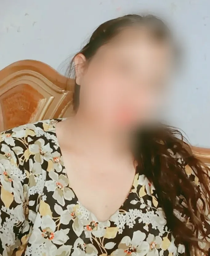 Juliane, 29