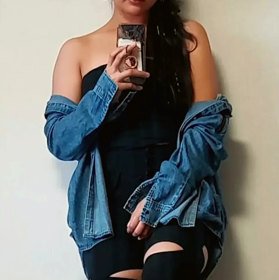 Linda, 28