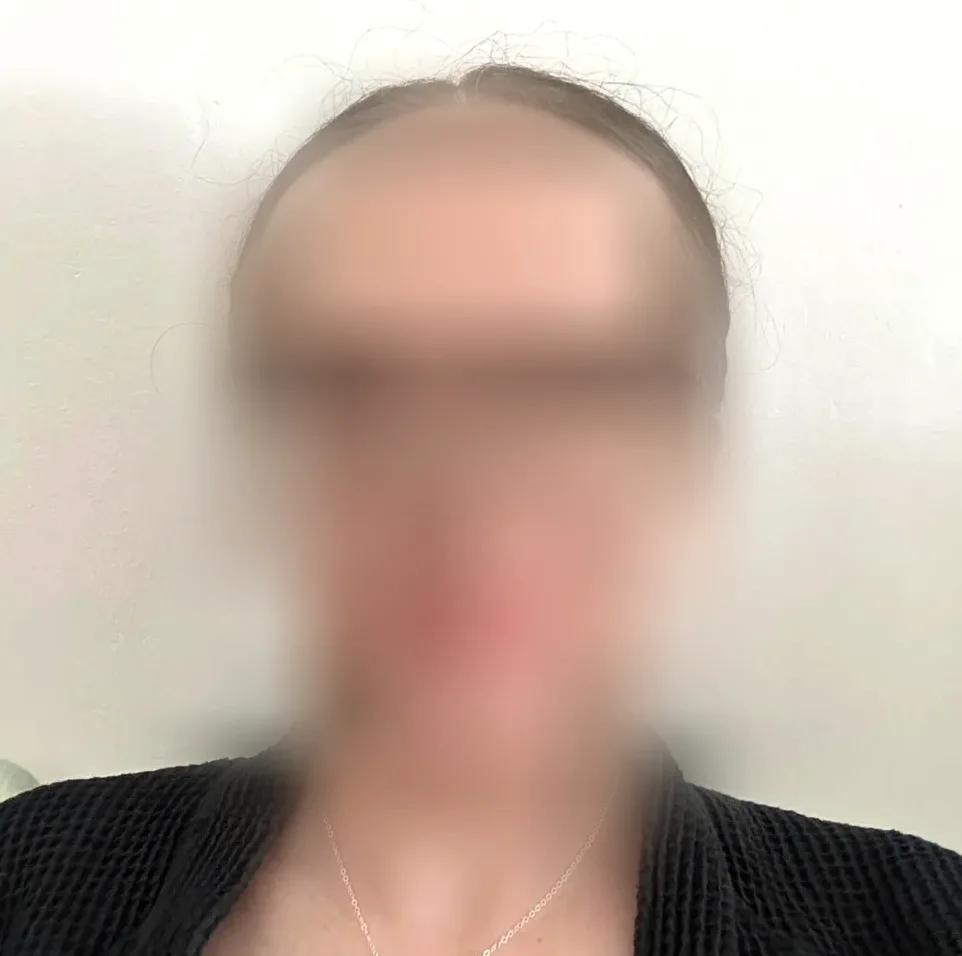Luisa, 28