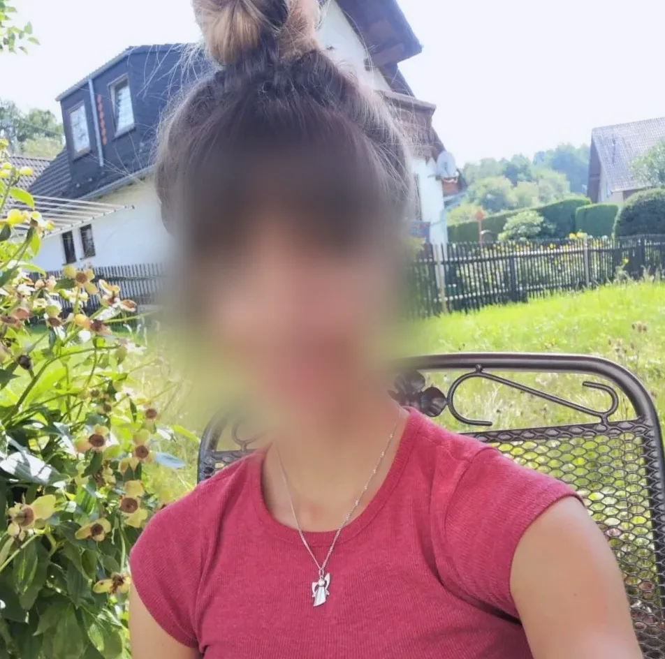 Marlene, 24