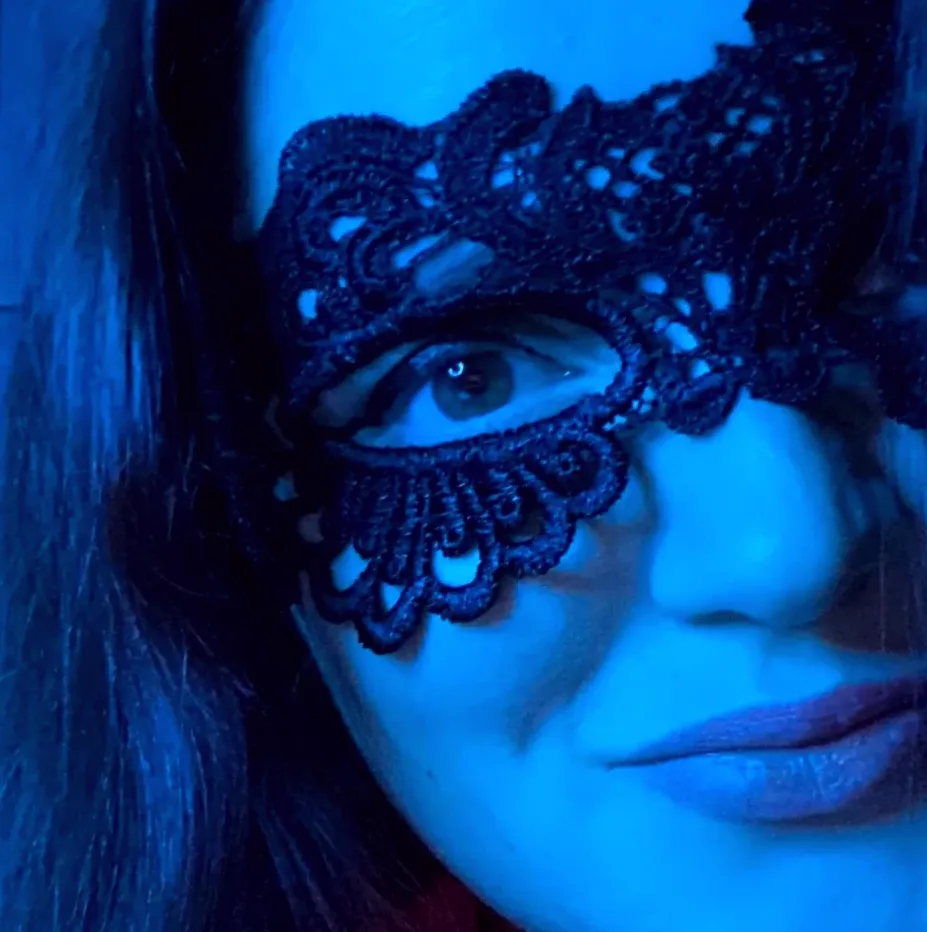 Pauline, 29